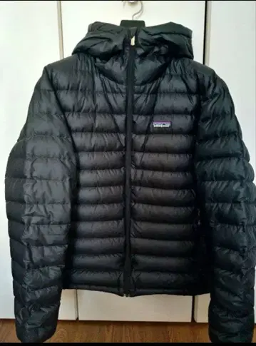 patagonia 남성용 S 블랙 다운 스웨터