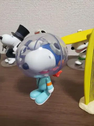 UDF 스누피 아스트로노트