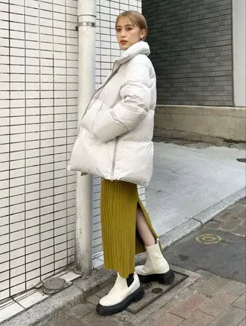 MURUA 스탠드 칼라 미들 다운