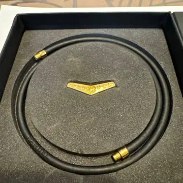 Bandel 목걸이 블랙/골드