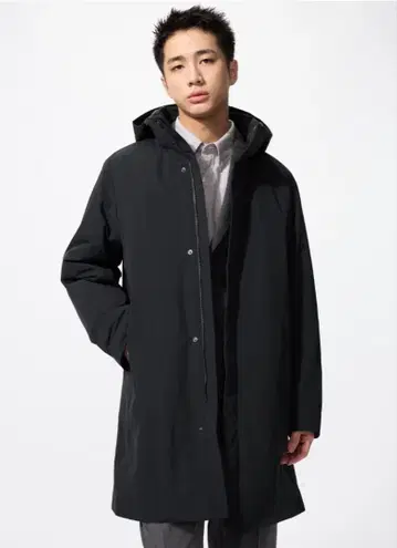 이번 시즌 남성용/유니클로 하이브리드 다운 코트 XL