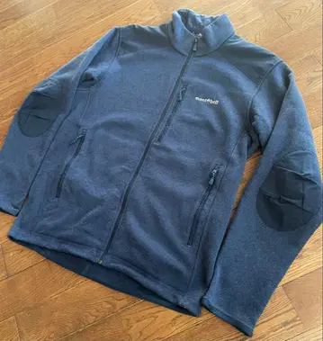 새상품급 몽벨 크리마플러스 니트 자켓 1106587 XL 네이비