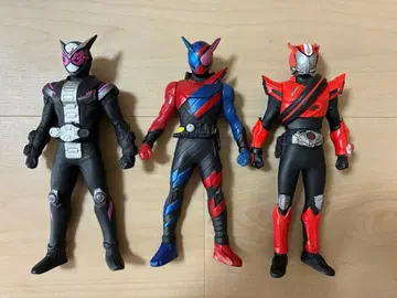 가면라이더 피규어 3체 세트