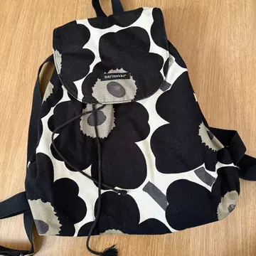 마리메꼬 꽃무늬 백팩 블랙/베이지