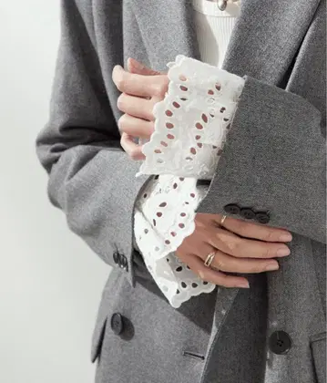 별주 [ Uhr/우아 ] FRIRNDSHIP CUFF 레이스 커프