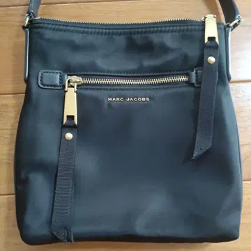 MARC JACOBS 블랙 숄더백