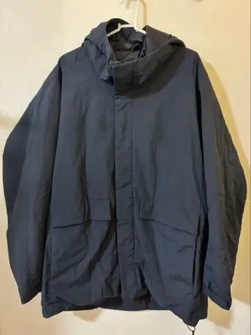 유니클로 하이브리드 다운 아우터 네이비