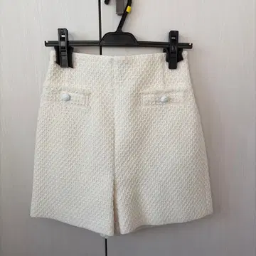 allureville / 알아바일 트위드 숏팬츠