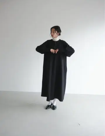 foufou 헨리넥 볼륨 슬리브 원피스