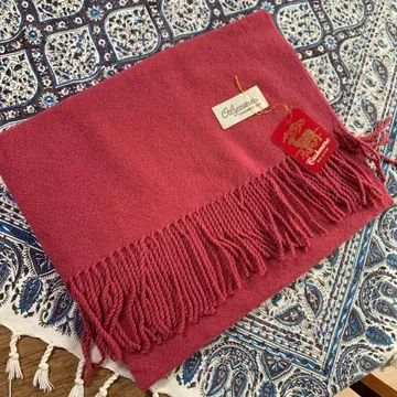 새상품 캐시미어 100% 머플러 체리 핑크