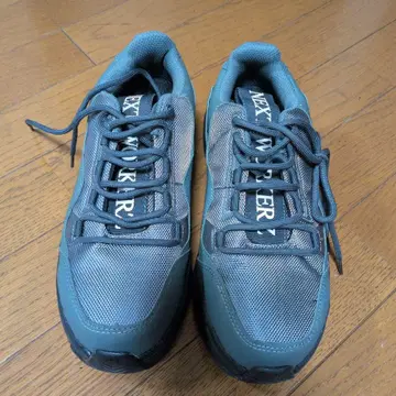 미도리 안전 스니커즈