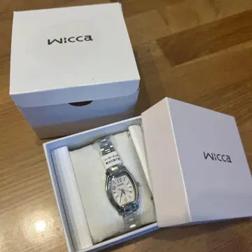 Wicca 솔라 아날로그 시계 실버