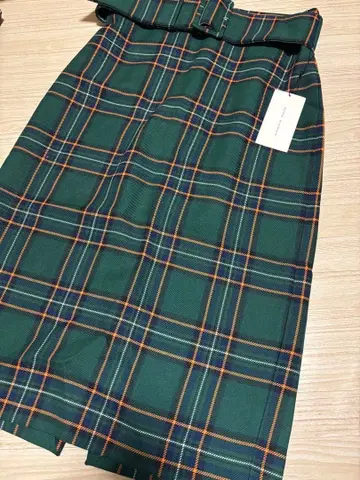새상품 ZARA WOMAN 타이트 스커트 그린 타탄 체크