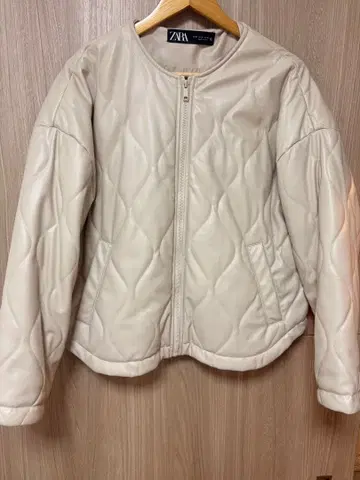 ZARA 아이보리 퀼팅 자켓 M