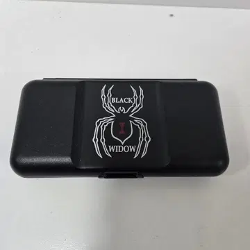 블랙 위도우 다트 액세서리 케이스