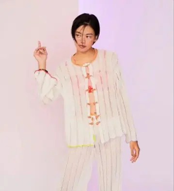 [12/20까지] yanyan 가디건 S 니트 화이트 레어