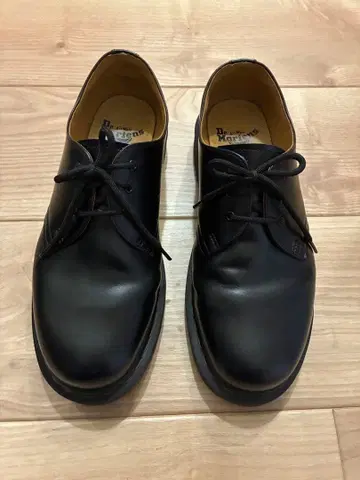 닥터 마틴 블랙 레이스업 슈즈