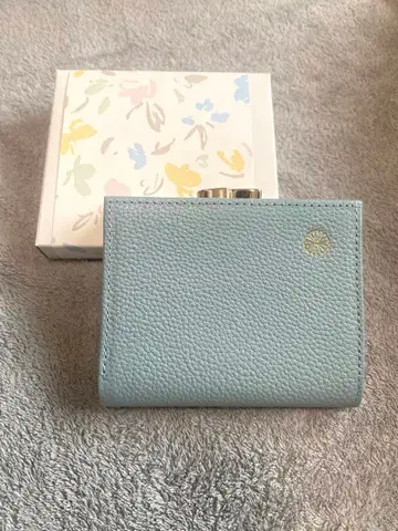 황궁 한정판 스카이블루 천연 가죽 지갑 미사용 새상품