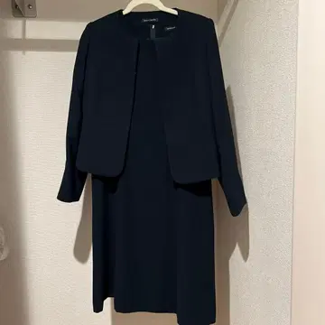 BLACK GALLERY 네이비 원피스 수트