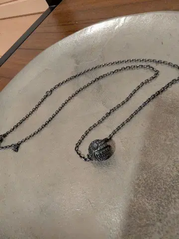 JAM HOME MADE 스타 워즈 데스 스타 목걸이