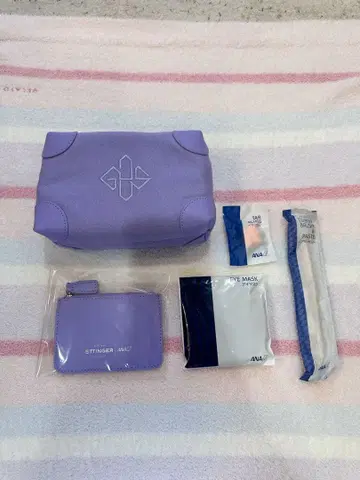 [상자 발송] ANA 퍼스트 클래스 탑재 에팅거제 어메니티 파우치 라벤더