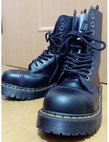 Dr. Martin 클레이지 봄 10홀