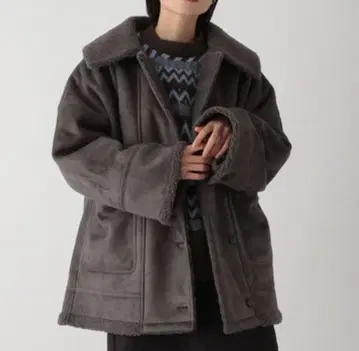 LOWRYS FARM 리버서블 무스탕 코트 로리즈팜