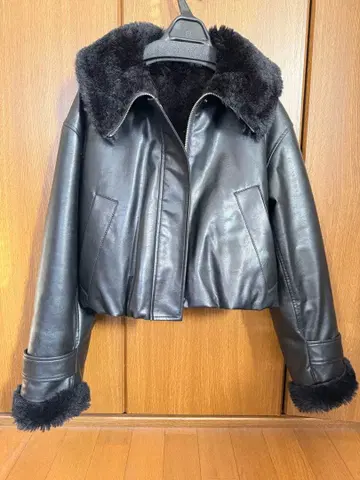 새상품급 [ SNIDEL ] 바리에 봄버 자켓 사이즈 0