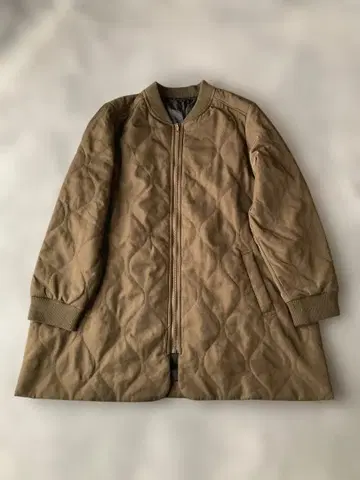 hyphen world gallery 카키 퀼팅 자켓 3L