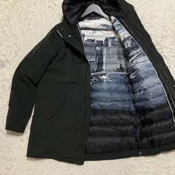 새상품급 프리덤데이 다운 자켓 XL 상당 올 패턴 블랙 두툼한 울트라 웜