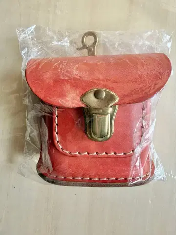 HERZ 나고야점 한정판 마블 애플 가방 걸이 미니 파우치 헤르츠