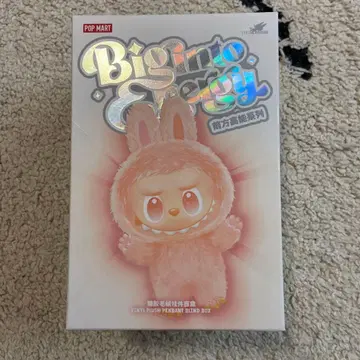 THE MONSTERS Big into Energy 봉제 인형 펜던트