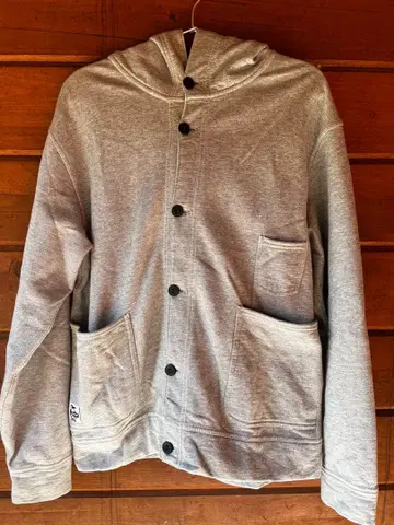 참스 그레이 후드 부착 캐주얼 후드티 S 사이즈