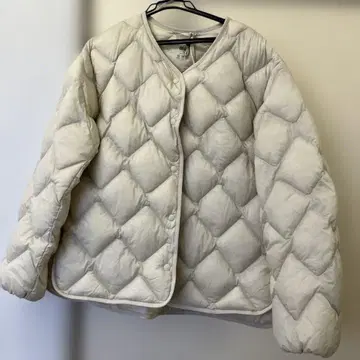 UNIQLO 울트라 라이트 다운 자켓 M 화이트