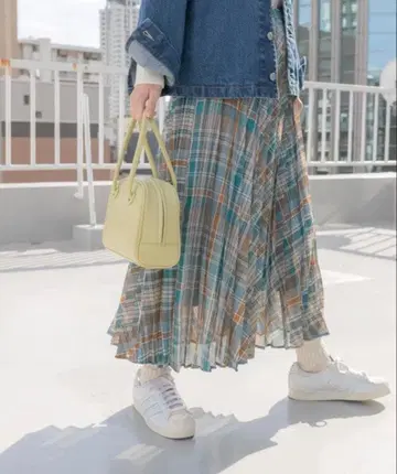 URBAN RESEARCH DOORS 아코디언 플리츠 체크 스커트