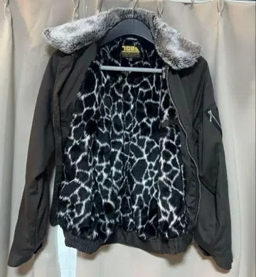 절판 한정판 도라이치 파이롯트 점퍼 레오파드 무늬 애니멀 도카잠바