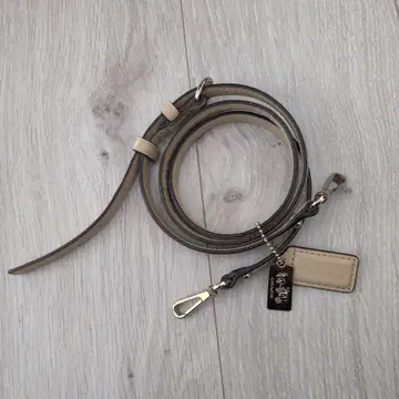 베이지 가죽 숄더 스트랩 택 포함