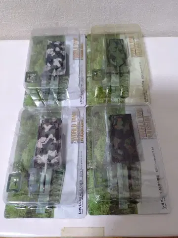 타카라 월드 탱크 뮤지엄 레오팔드 탱크 4량