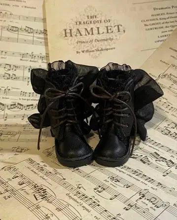 1/6 인형용 사이즈: 귀여운 프릴&레이스 부츠 블랙