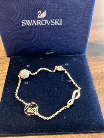 SWAROVSKI 스와로브스키 팔찌 골드 코팅 파베