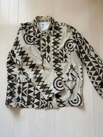 South2 West8 헌팅 셔츠