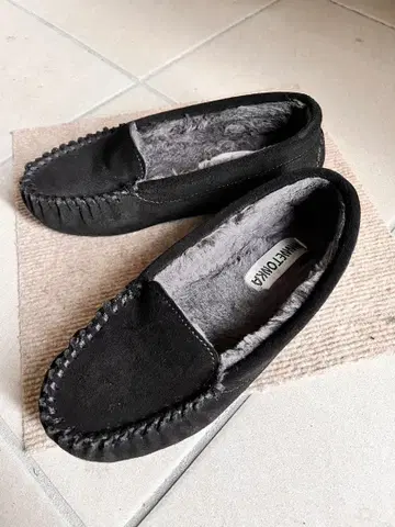 미네통카 모카신