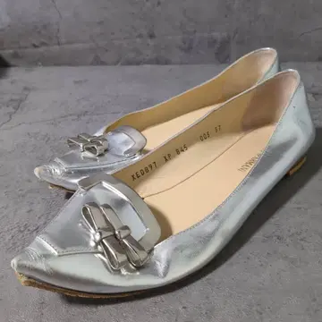 [ EMPORIO ARMANI ] ( 37 ) 실버 리본 플랫슈즈