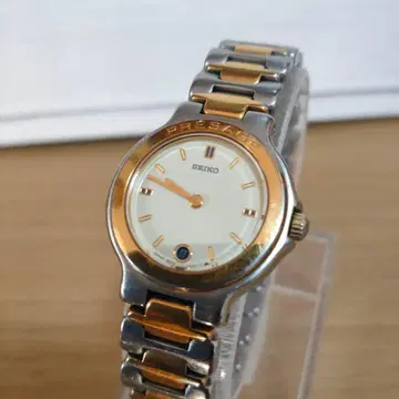 SEIKO 세이코 프레시지 여성용 쿼츠 시계 배터리 포함 작동품