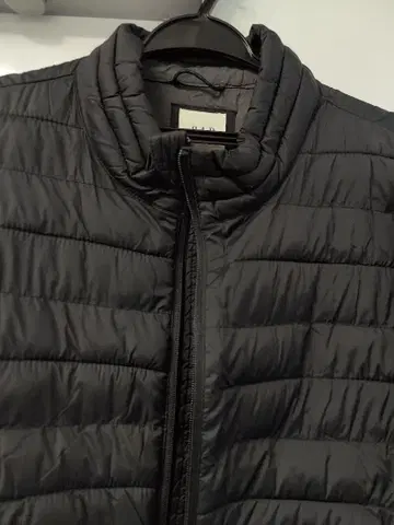 Primaloft 블랙 다운 자켓