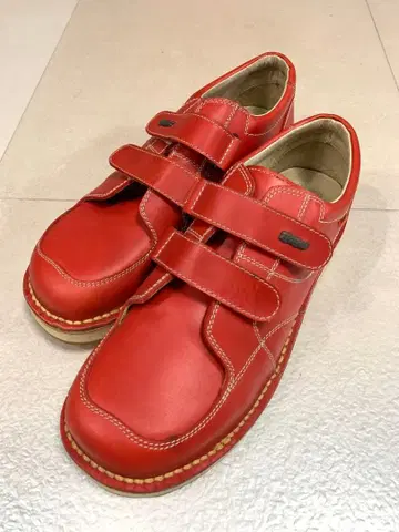 빈티지! Kickers 벨크로 신발 빨간색
