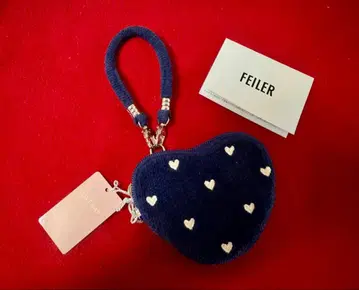 러브러리 바이 페이 하트형 사이드 파우치 네이비