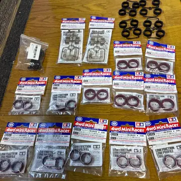 미니 사륜구동 타이어 세트 은퇴 판매.