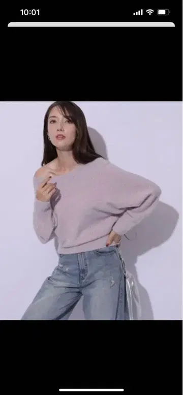 오프숄더 반짝이는 복슬복슬 니트