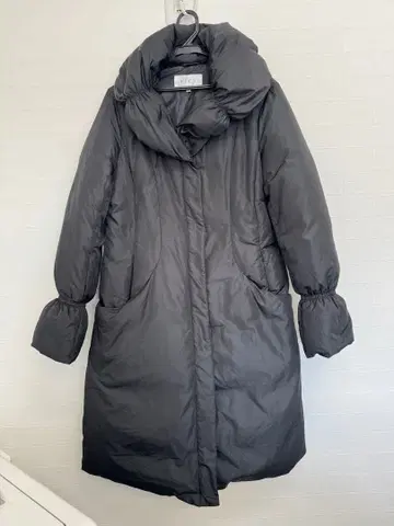 새상품급 PECA 볼륨 컬러 롱 다운 코트 블랙 빅 사이즈 A라인